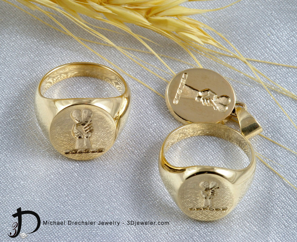 Gold Signet Ring && Pendant with Family Crest